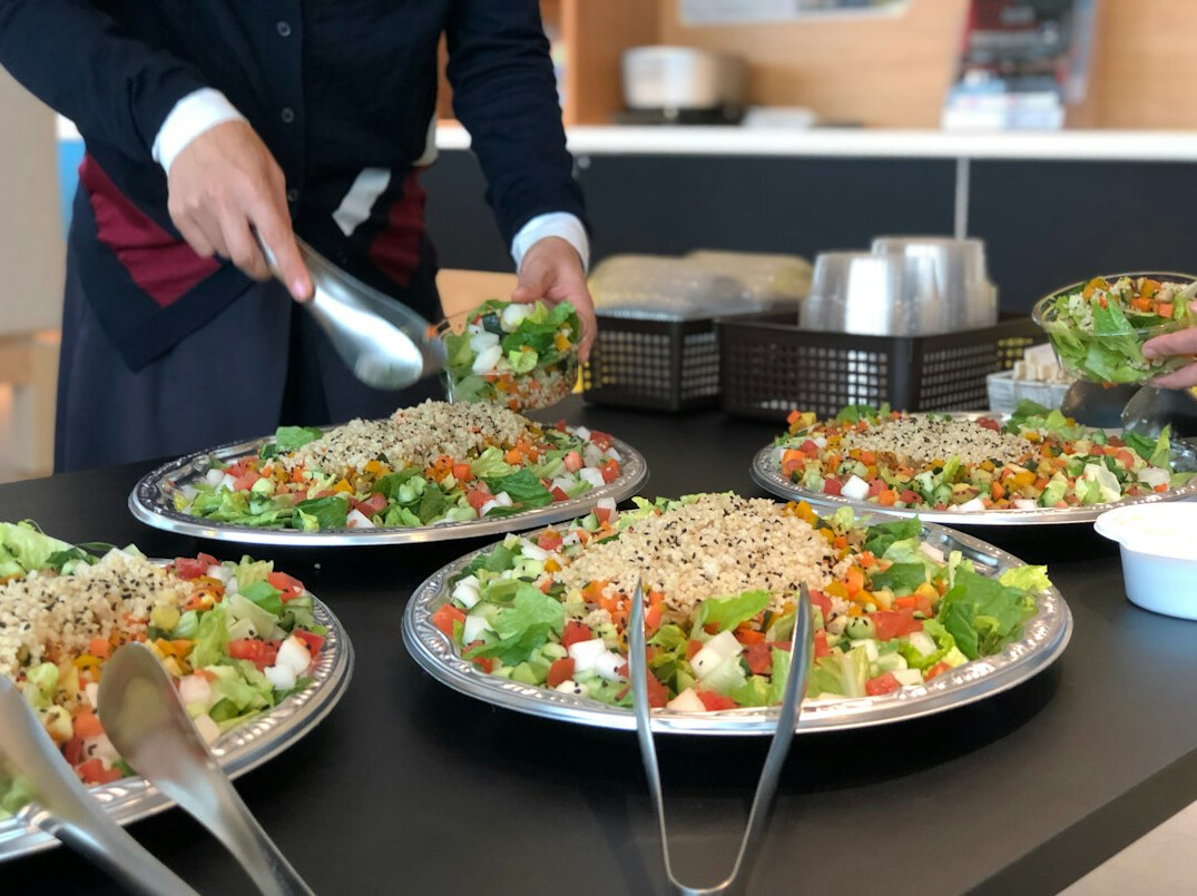 healthy lunch meeting